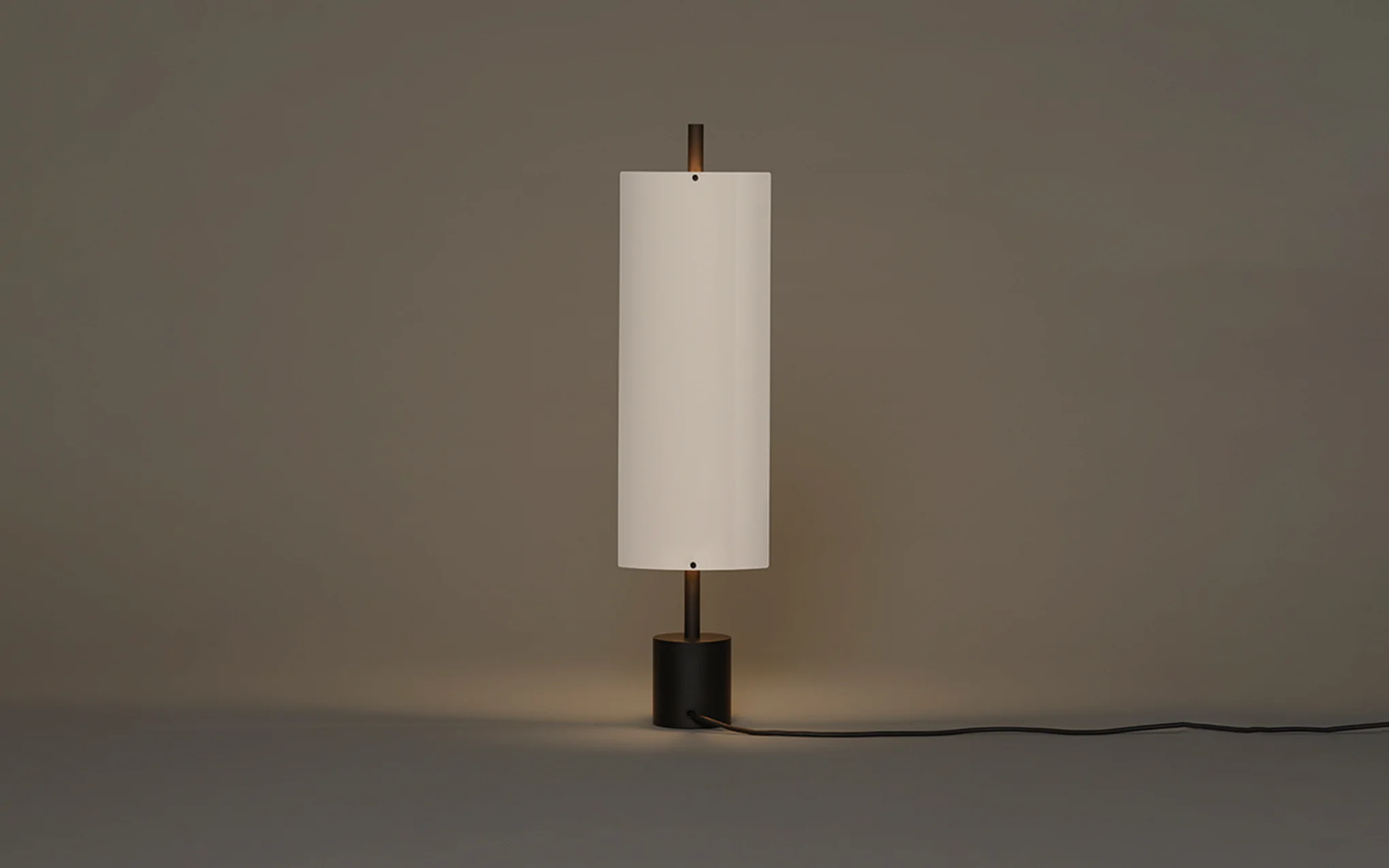 Ex-Display Lámina 45 table light - Image 4