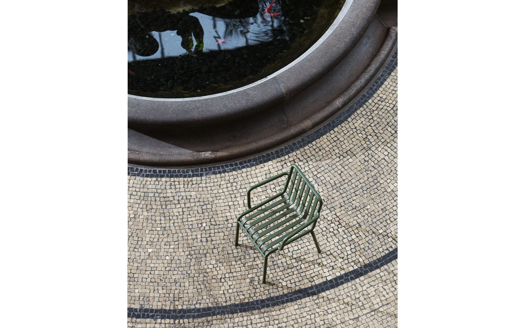 Ex-Display Palissade armchair - olive - Image 4