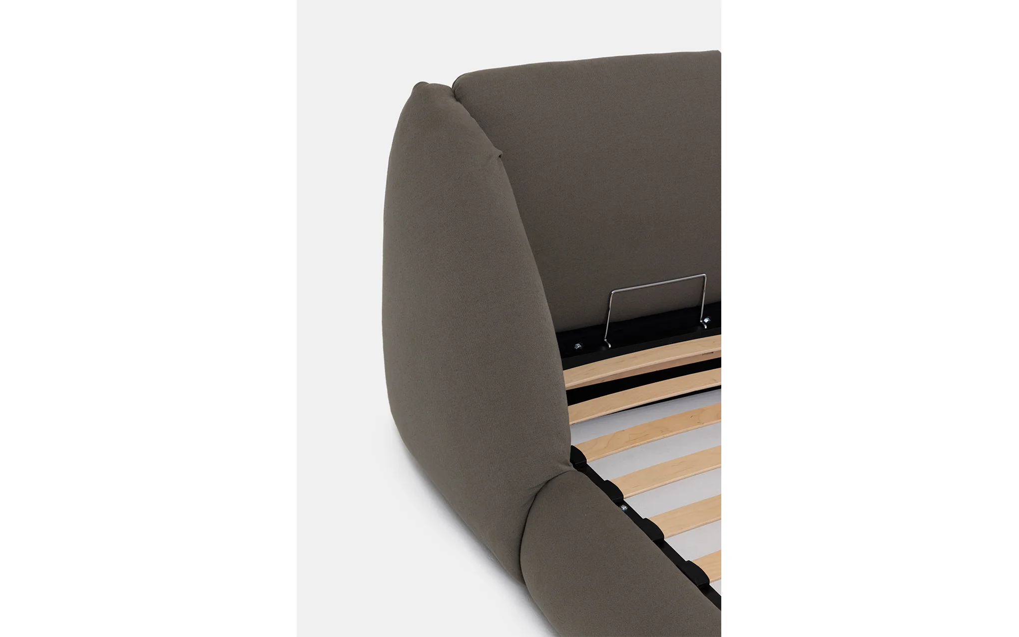 Puffer bed - UK king size - Image 7