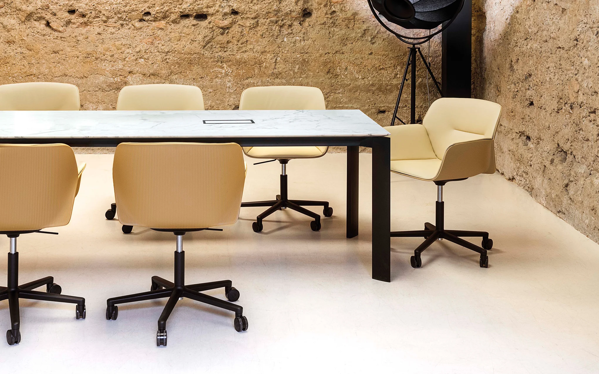 Extra table - Image 3