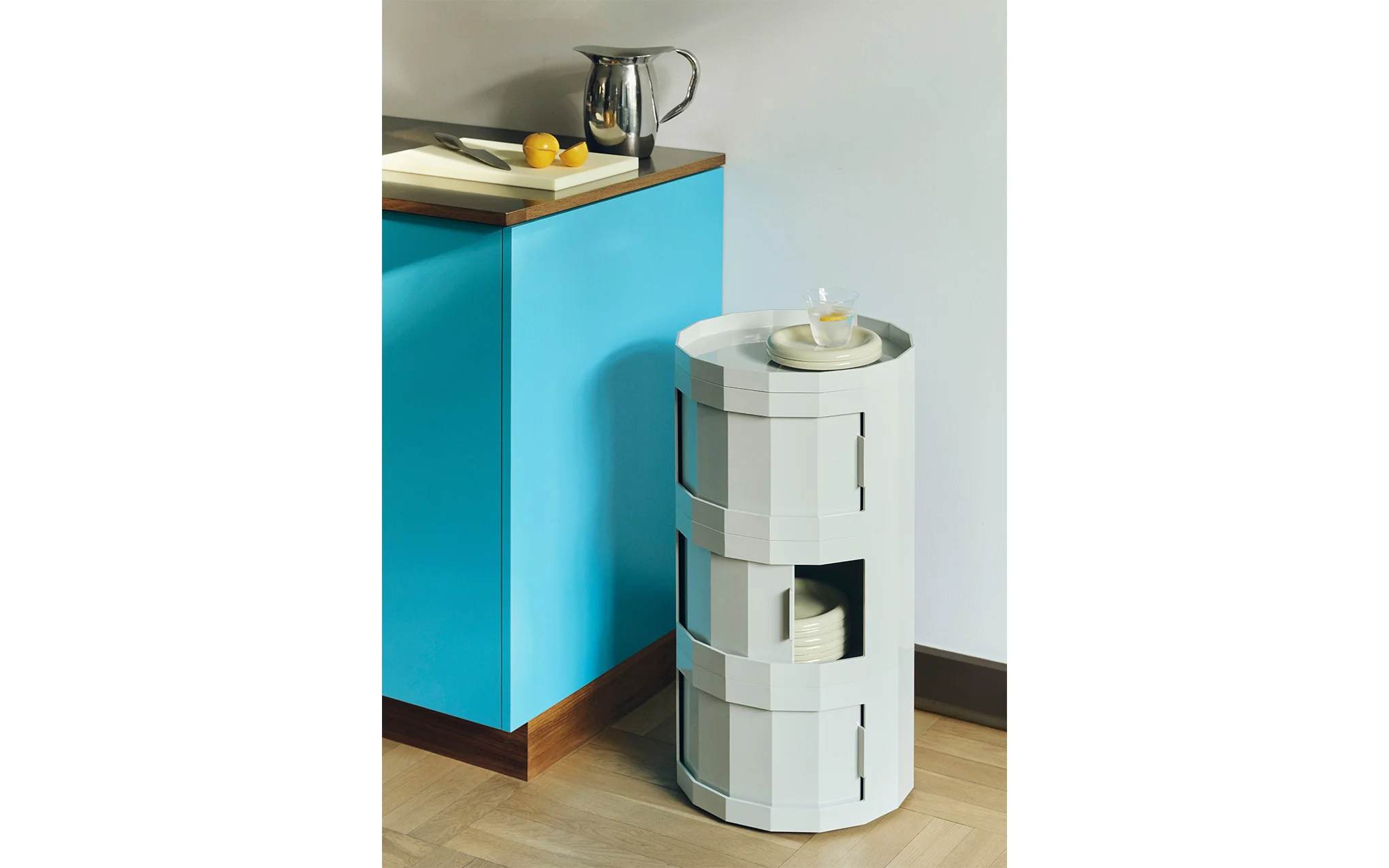 Facet cabinet 30 - Image 8
