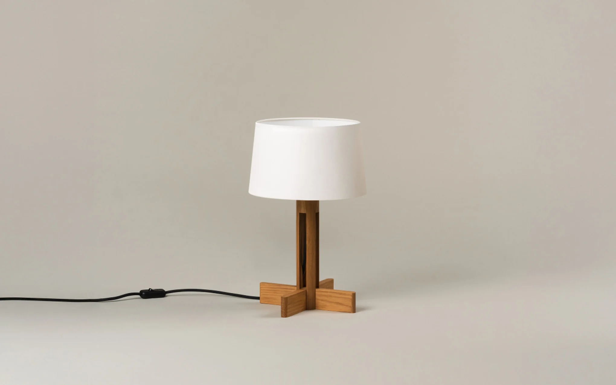 FAD Menor table light