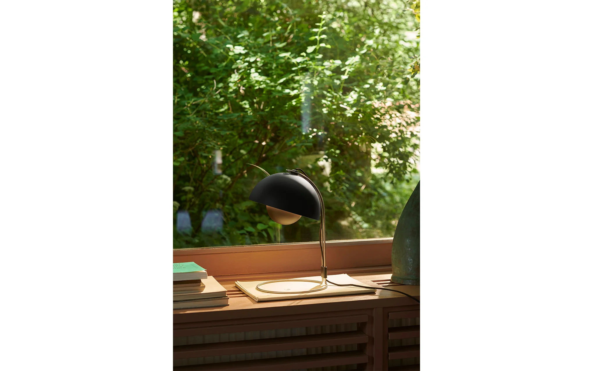 Flowerpot VP4 desk light - Image 5