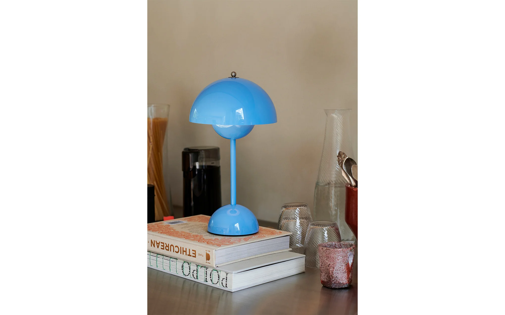 Flowerpot VP9 portable table light - Image 8