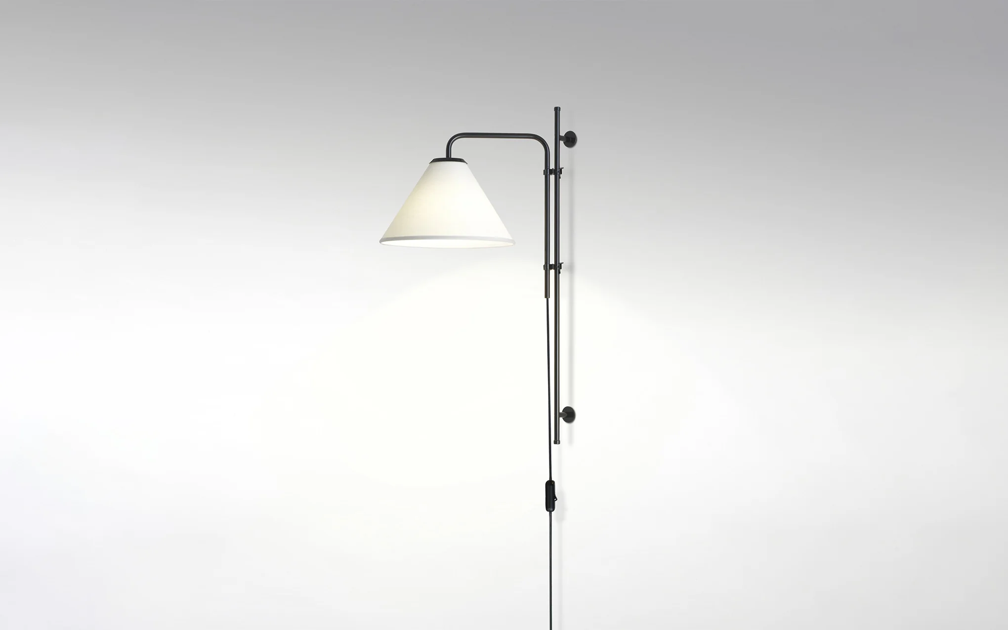 FuniculĂ wall lamp - fabric shade - Image 4