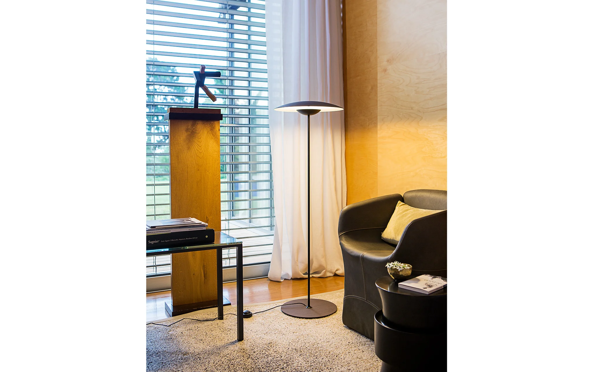 Ginger P floor light - Image 2