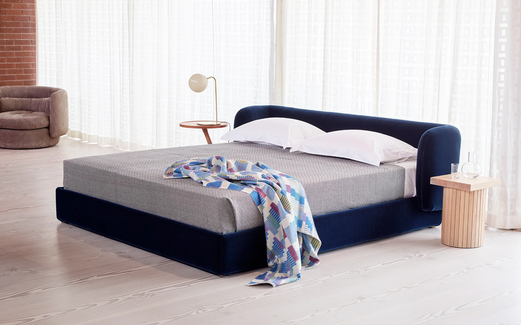 Group bed - UK king size - Image 8