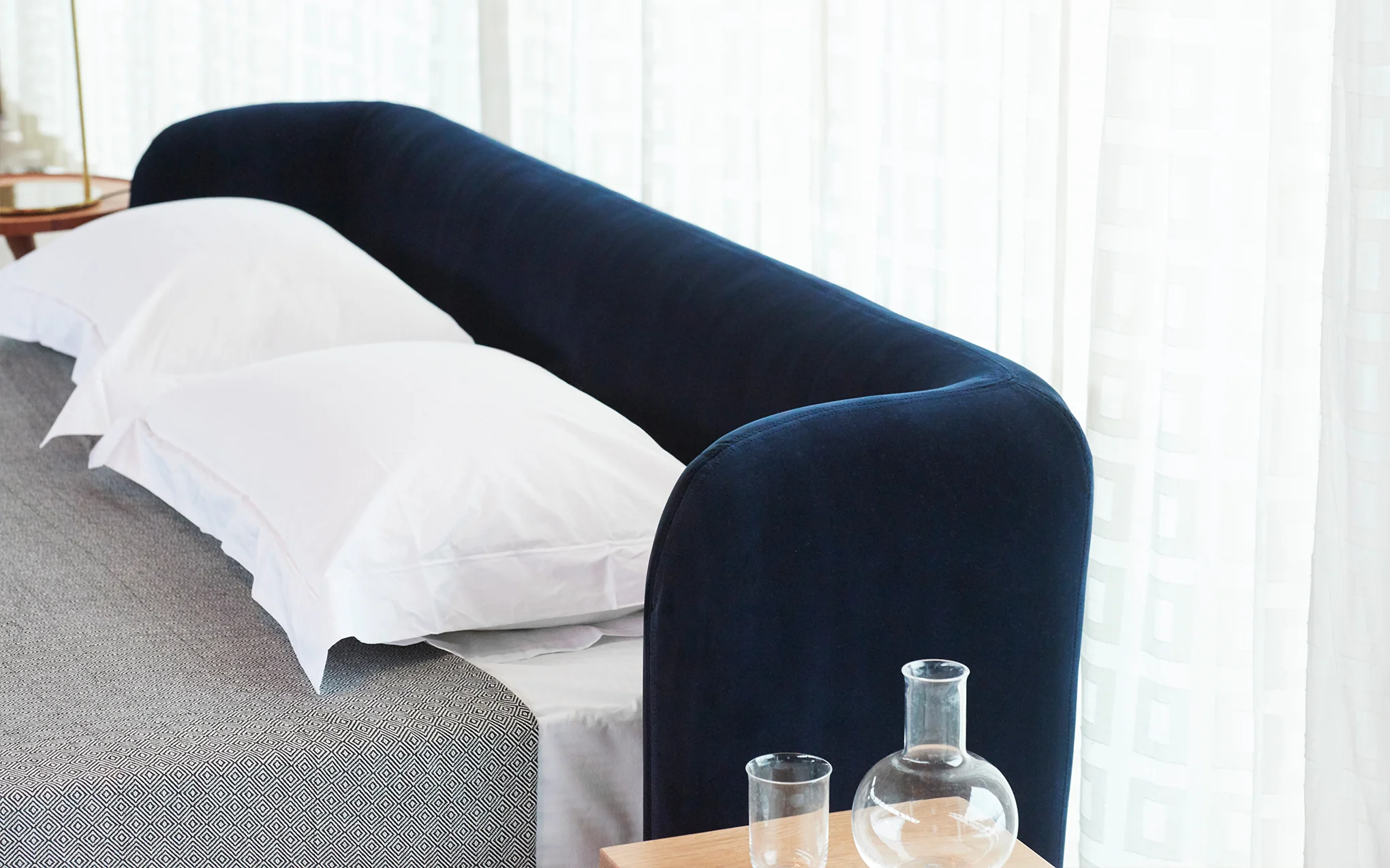 Group bed - UK king size - Image 9