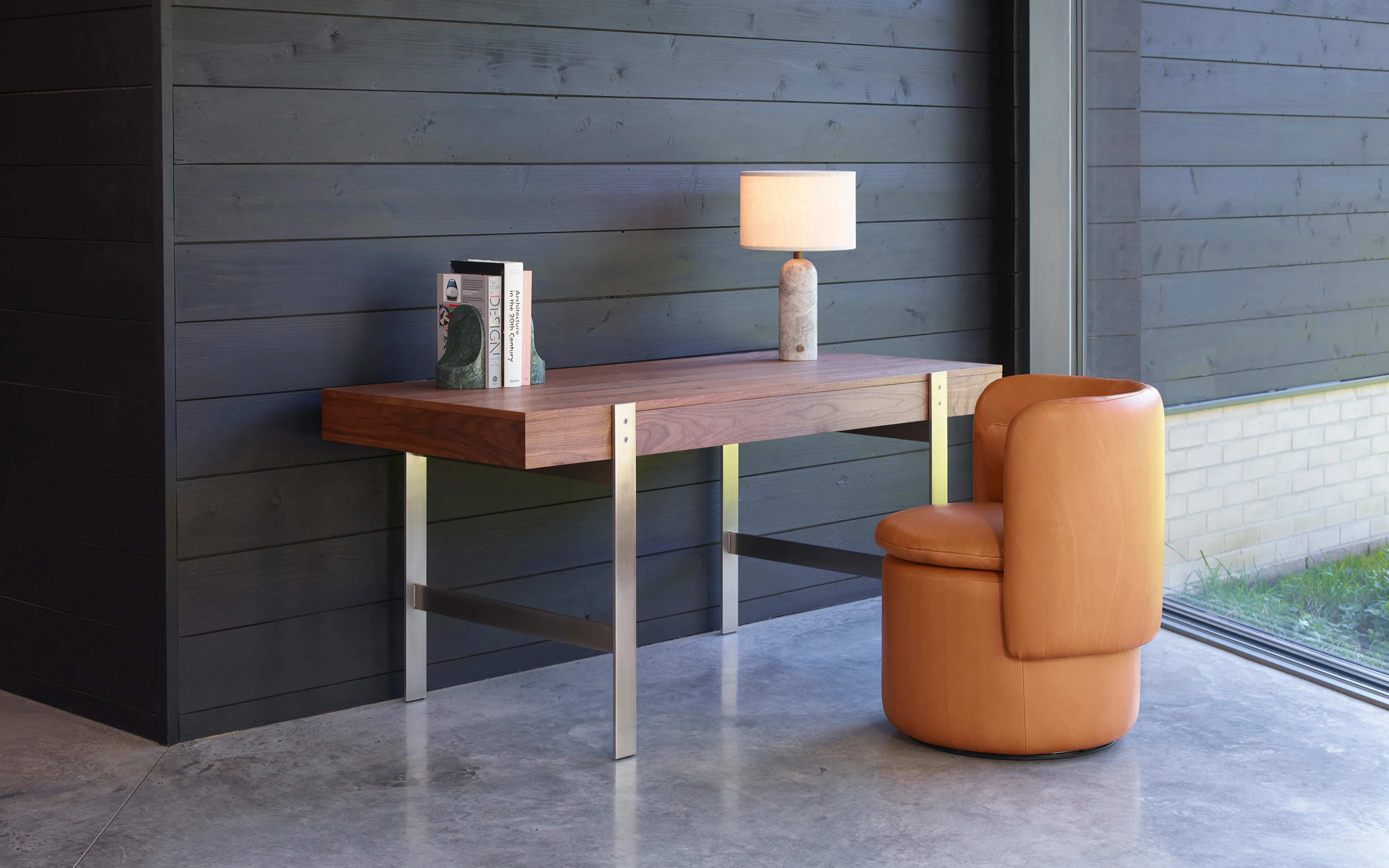 Group cocktail chair with fixed base - Image 4