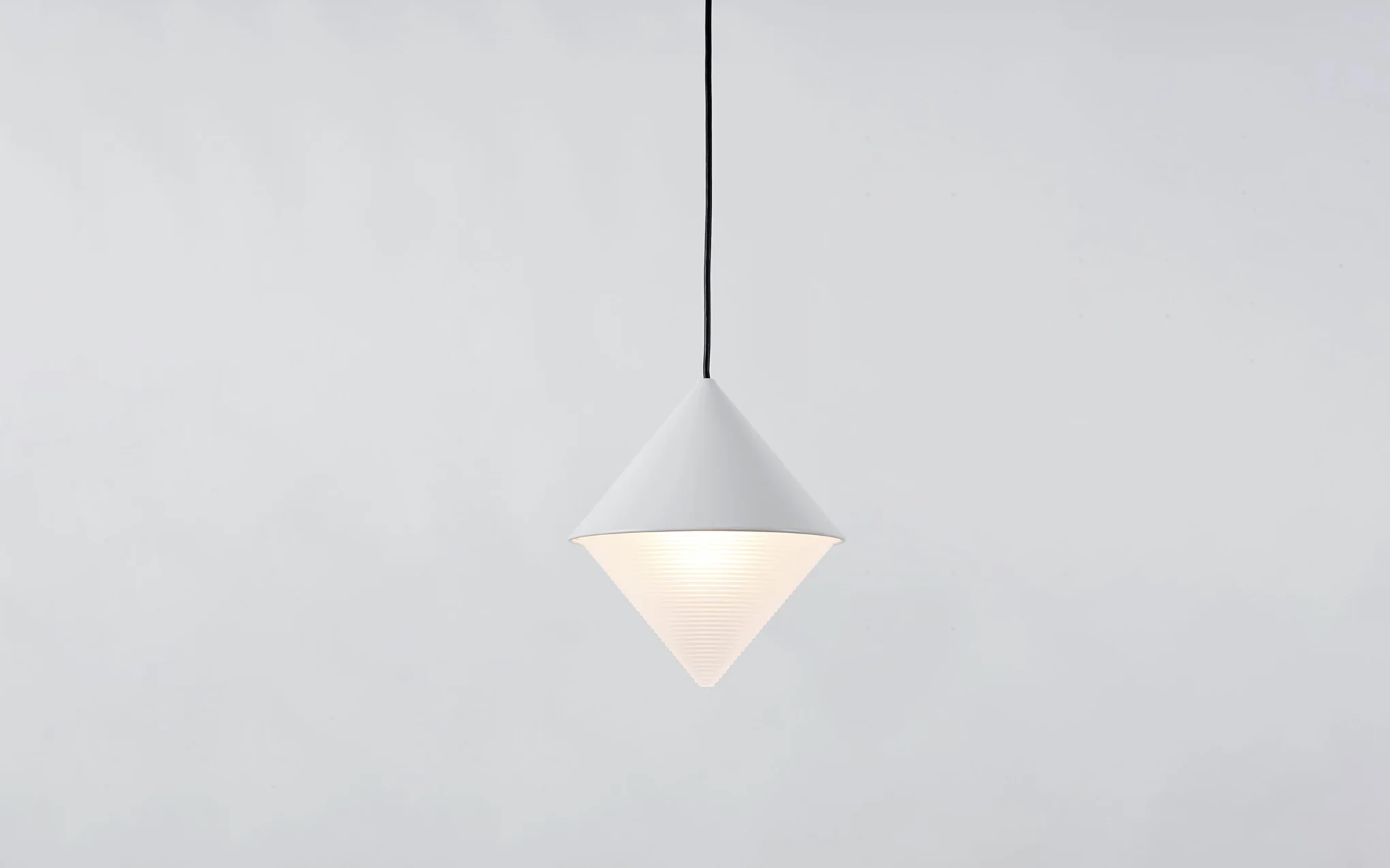 Half & Half pendant - cone - Image 4