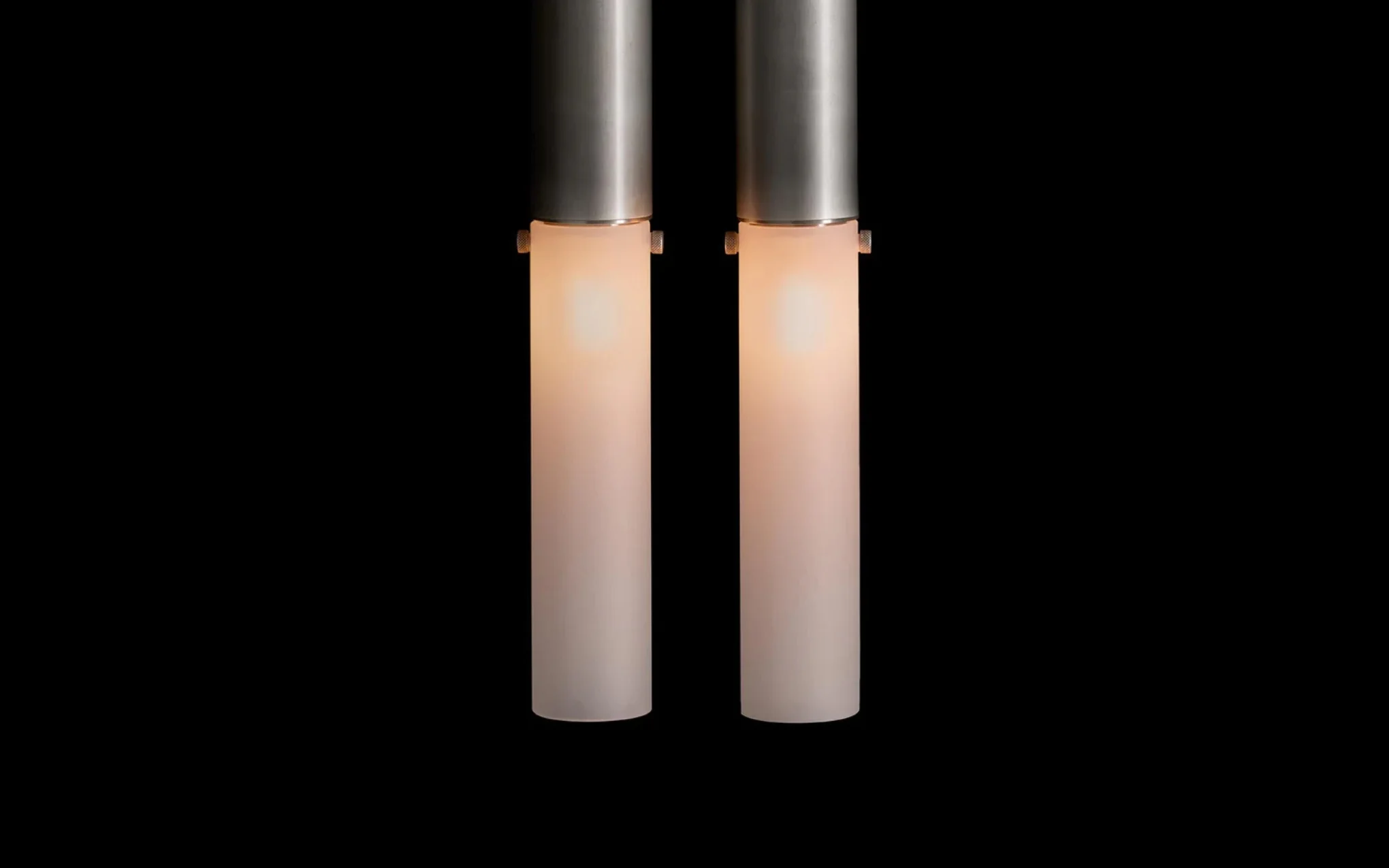 Horsehair 2 sconce - Image 2