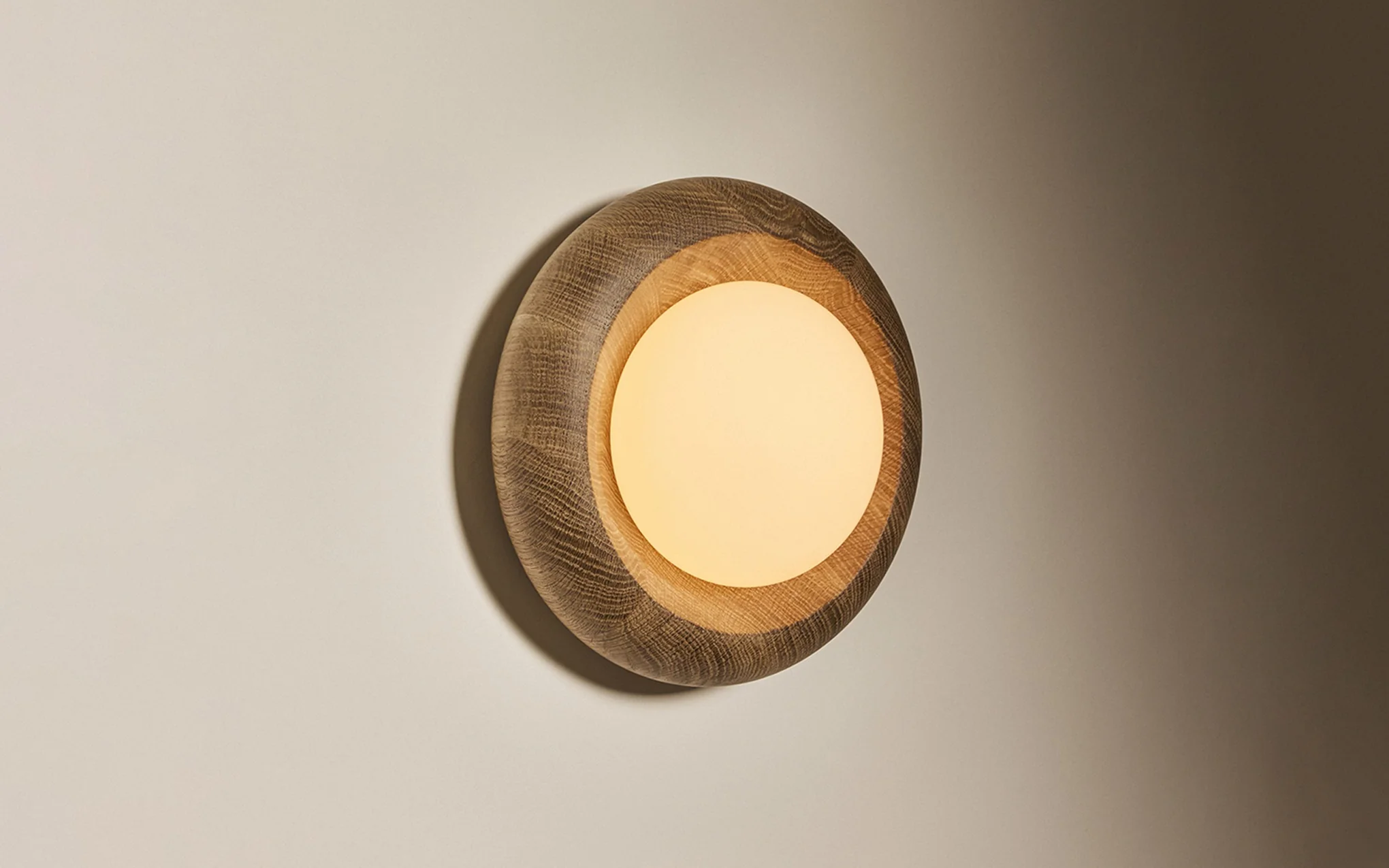 Humboldt sconce 01 - wood - Image 3