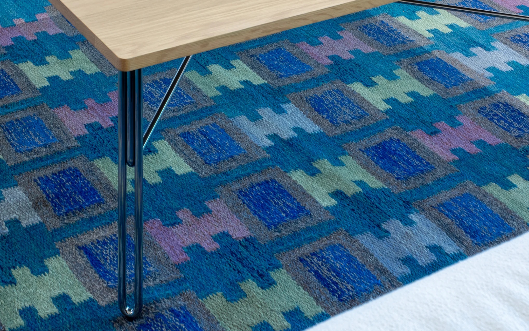 Inline coffee table - Image 7