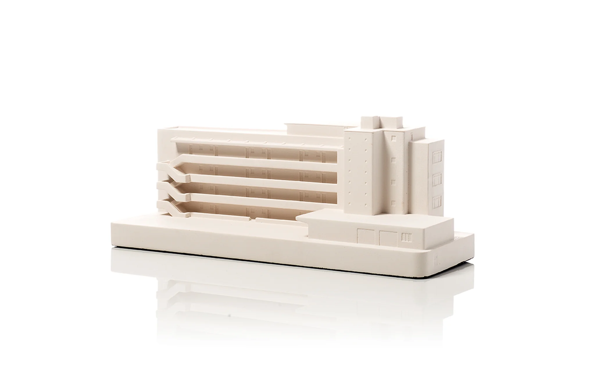 Isokon Building model building - Image 2