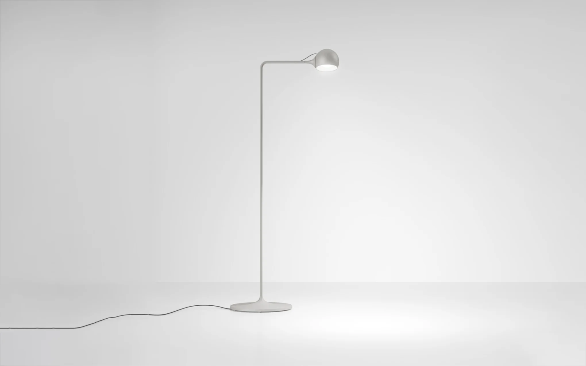 IXA reading floor light - Image 2