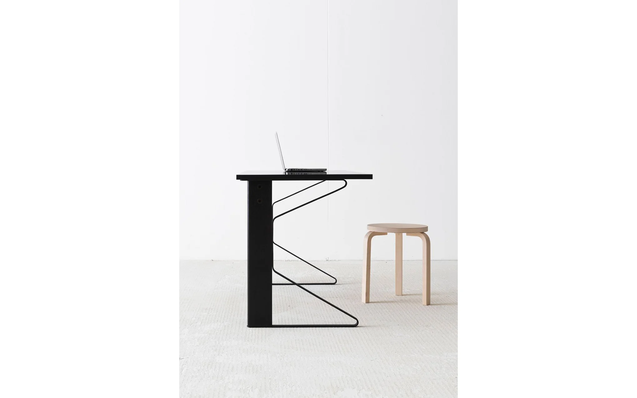 Kaari desk - Image 6