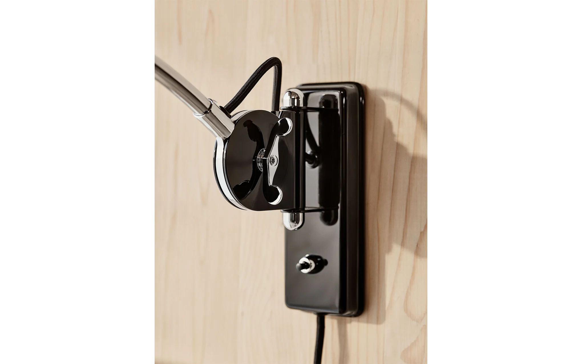 Kaiser Idell 6559-W wall light - Image 10