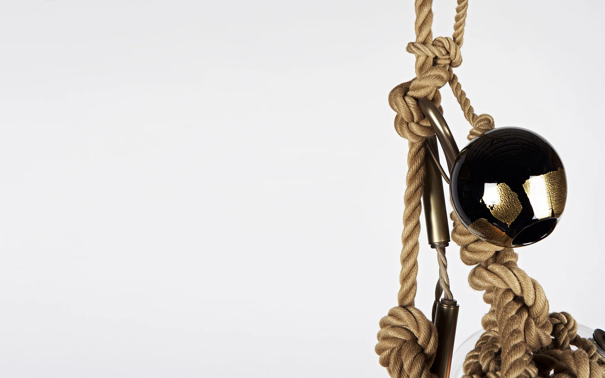 Knotty Bubbles chandelier - 1 Large, 2 Small Bubbles, 5 Barnacles - Image 2