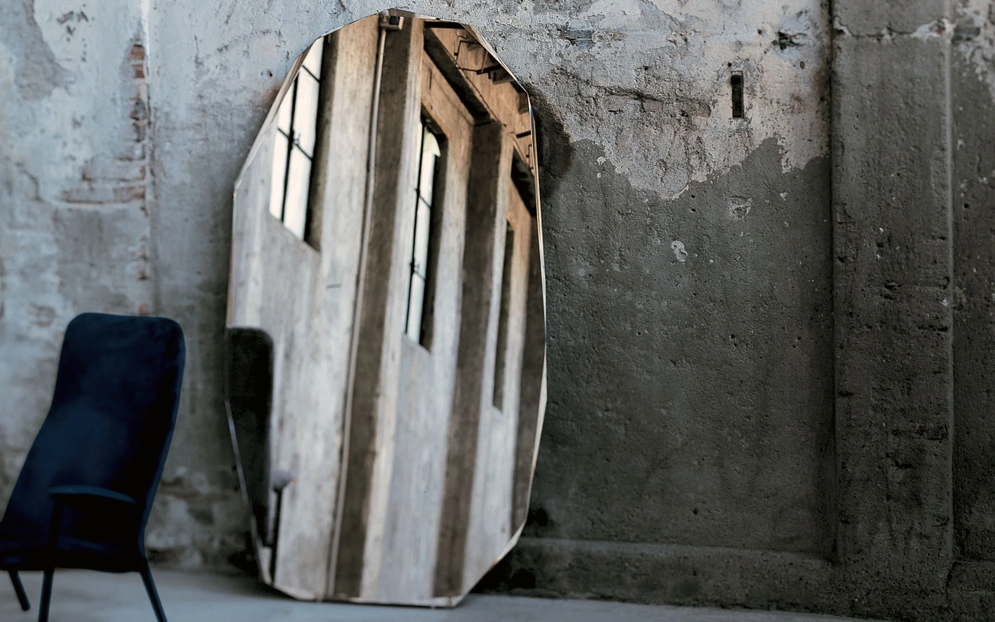 Kooh-I-Noor mirror - Image 3