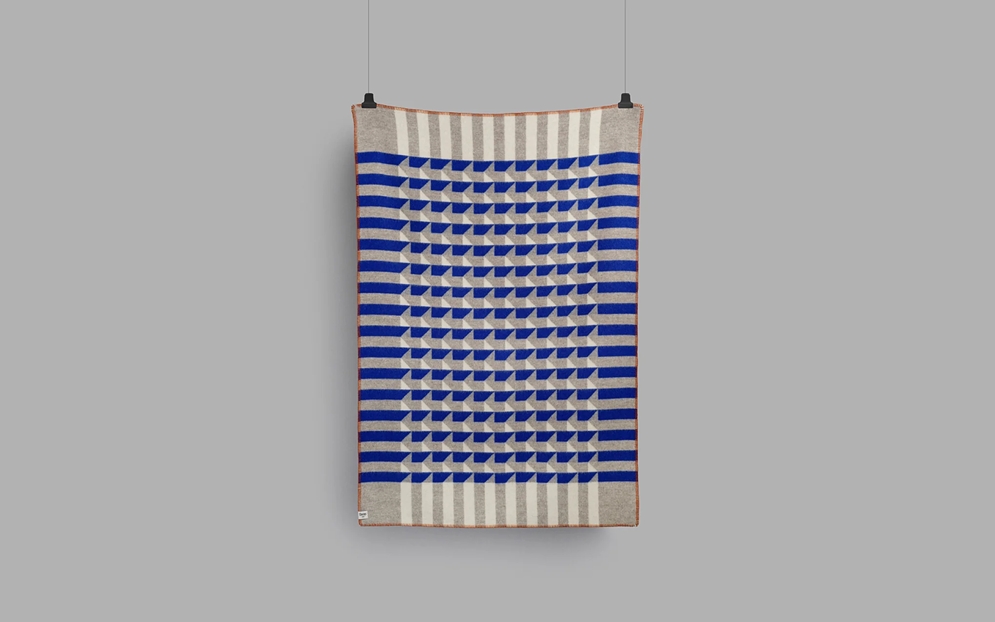 Kvam throw - blue - Image 4