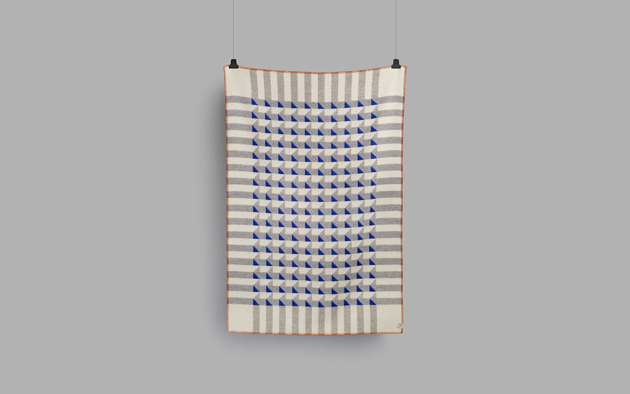 Kvam throw - blue - Image 6