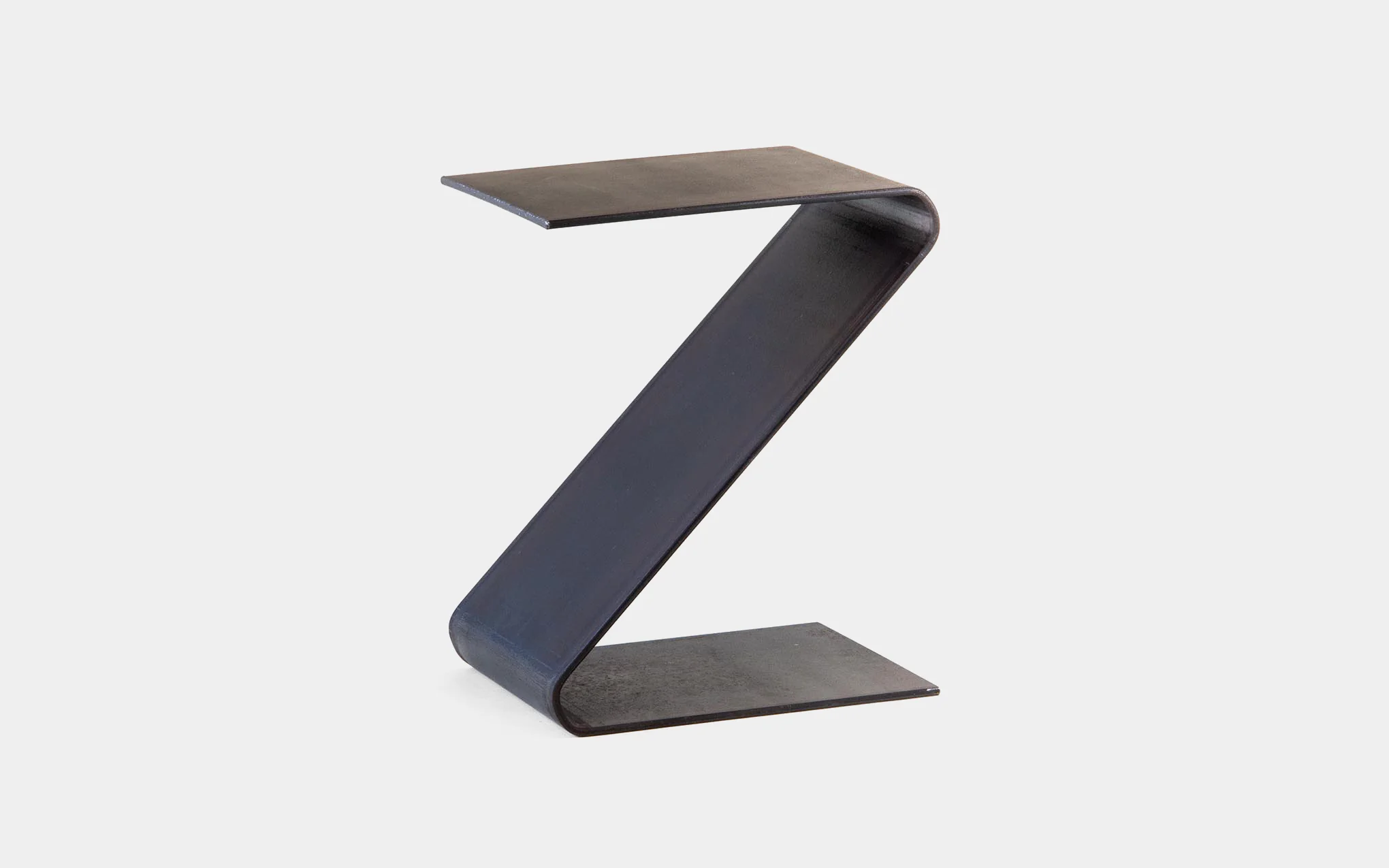 Kvara side table