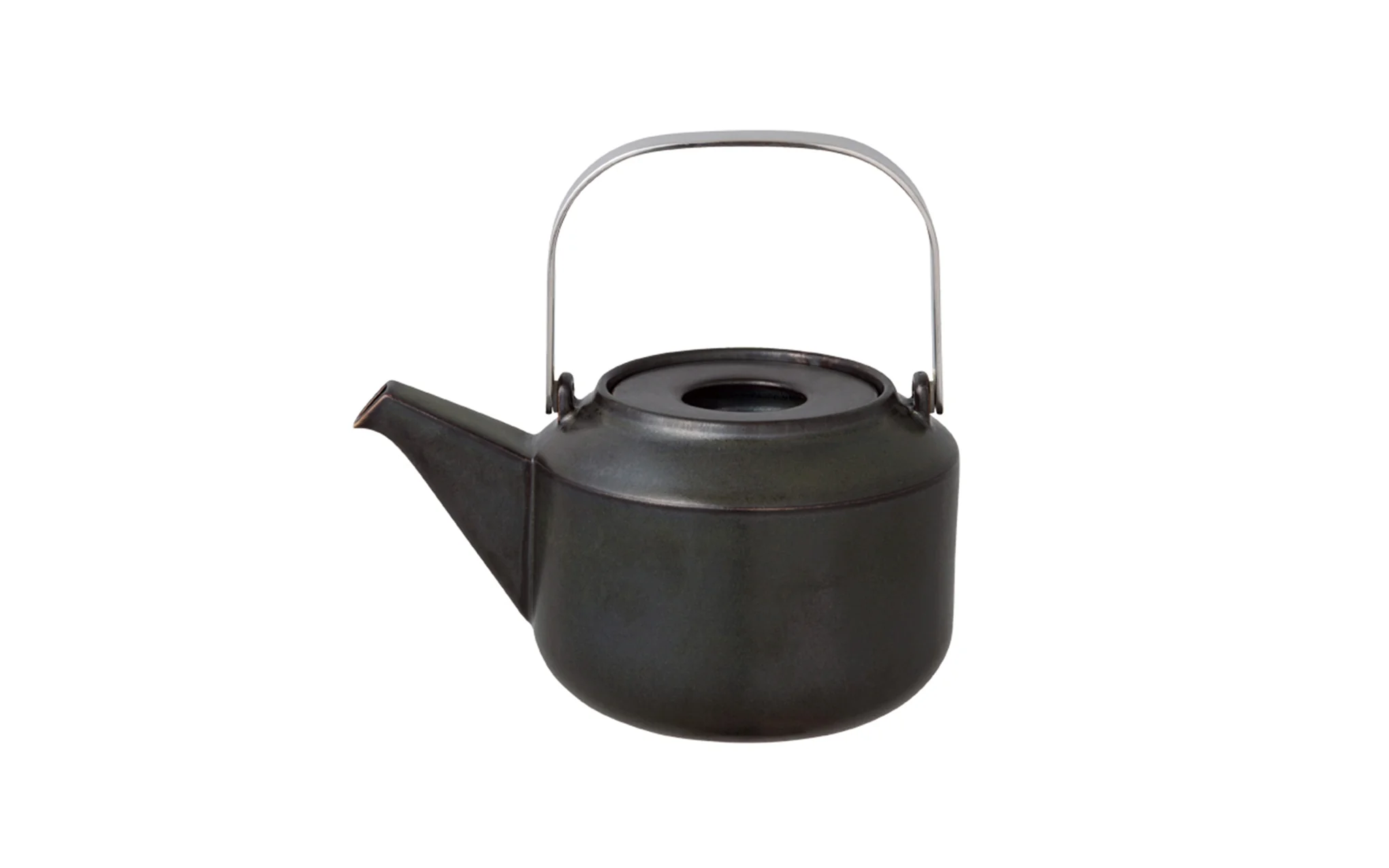 Leaves to tea teapot