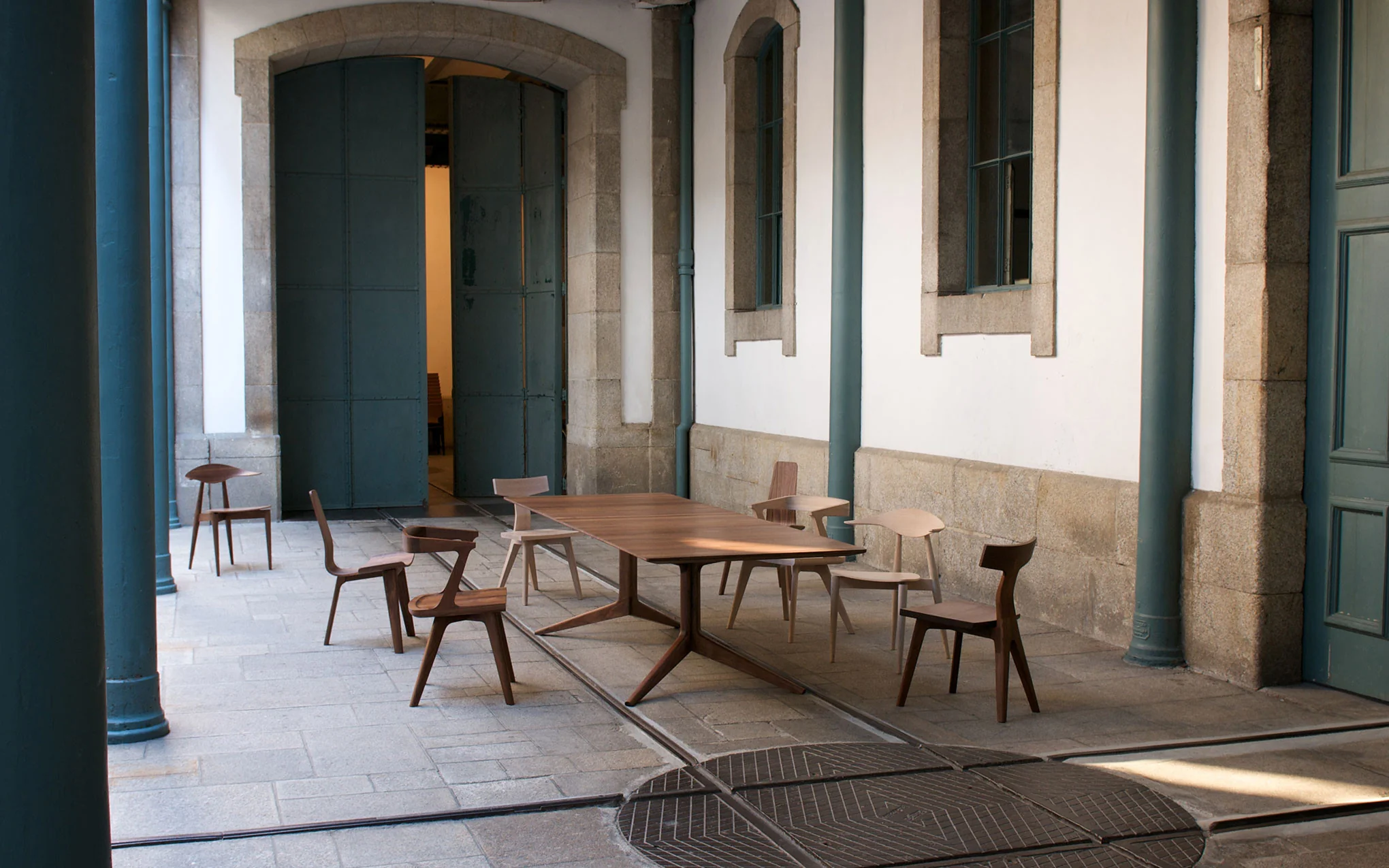 Light extending table - Image 8