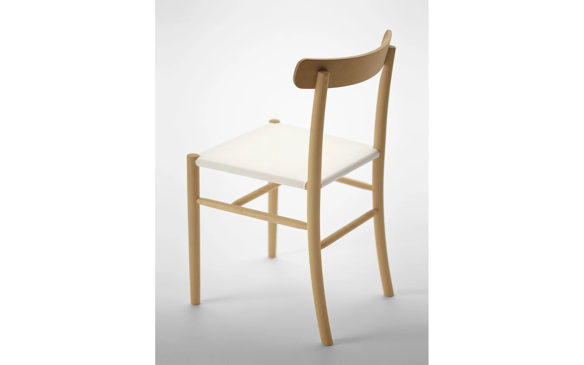 Lightwood chair - mesh seat - Image 5