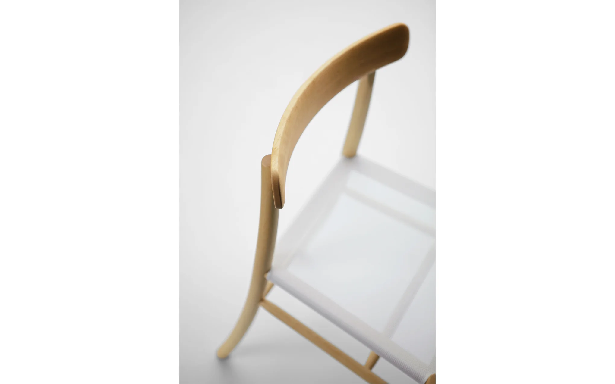 Lightwood chair - mesh seat - Image 7