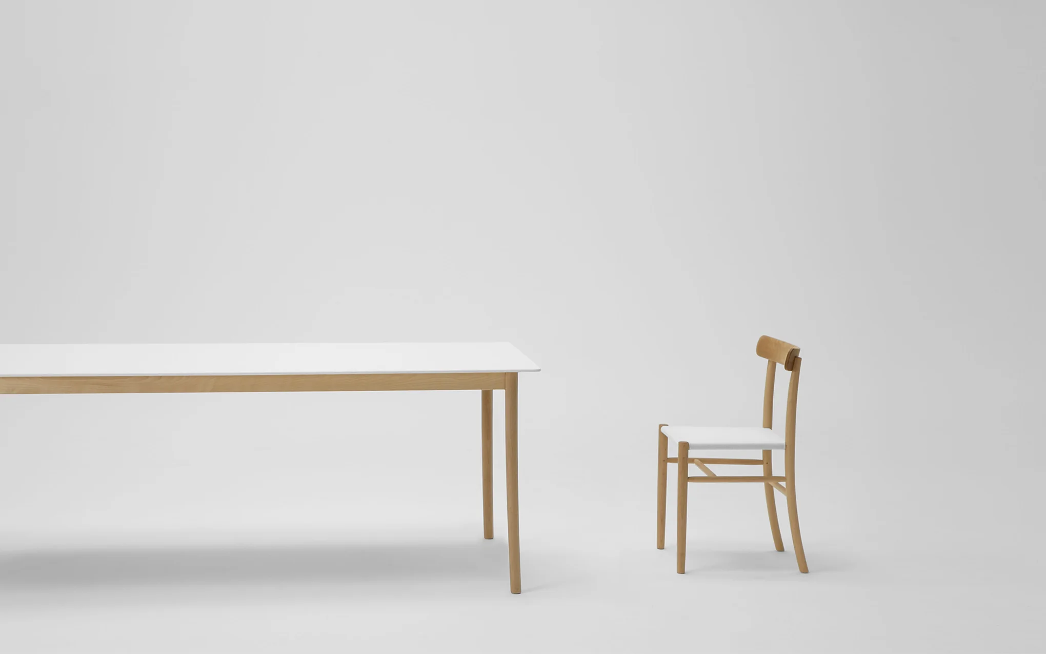Lightwood dining table - corian top - Image 9