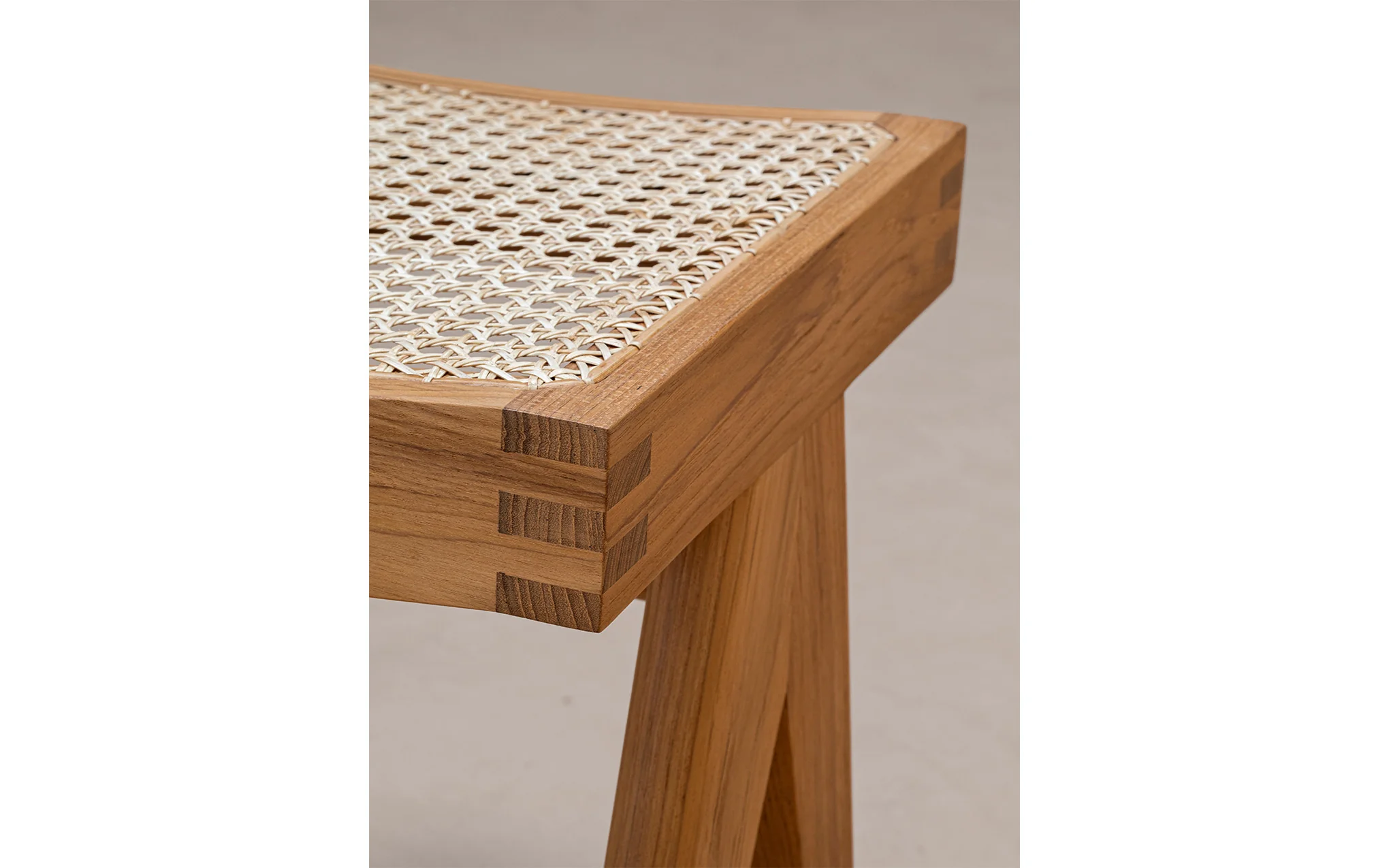 Low cane stool - Image 4