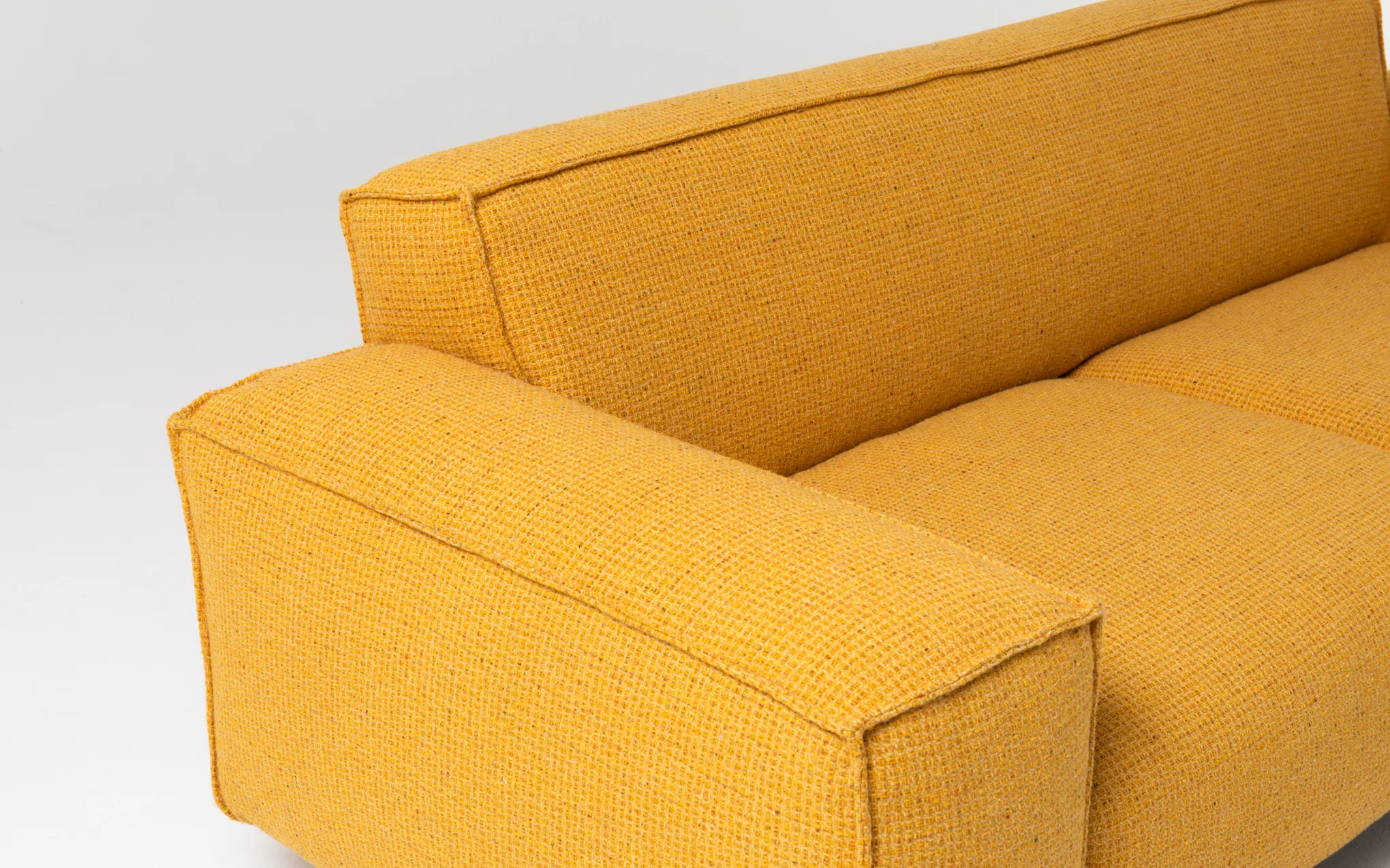 Macduff three seat sofa - Image 4