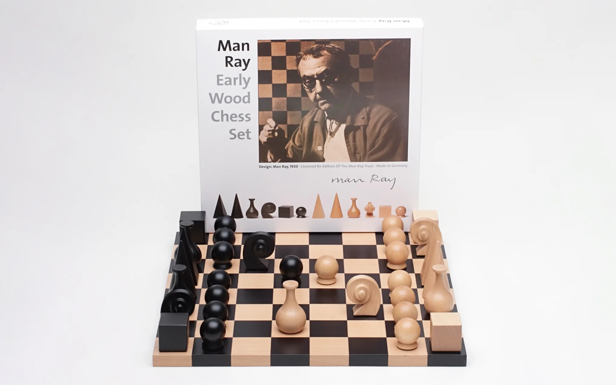 Man Ray chess set - Image 6
