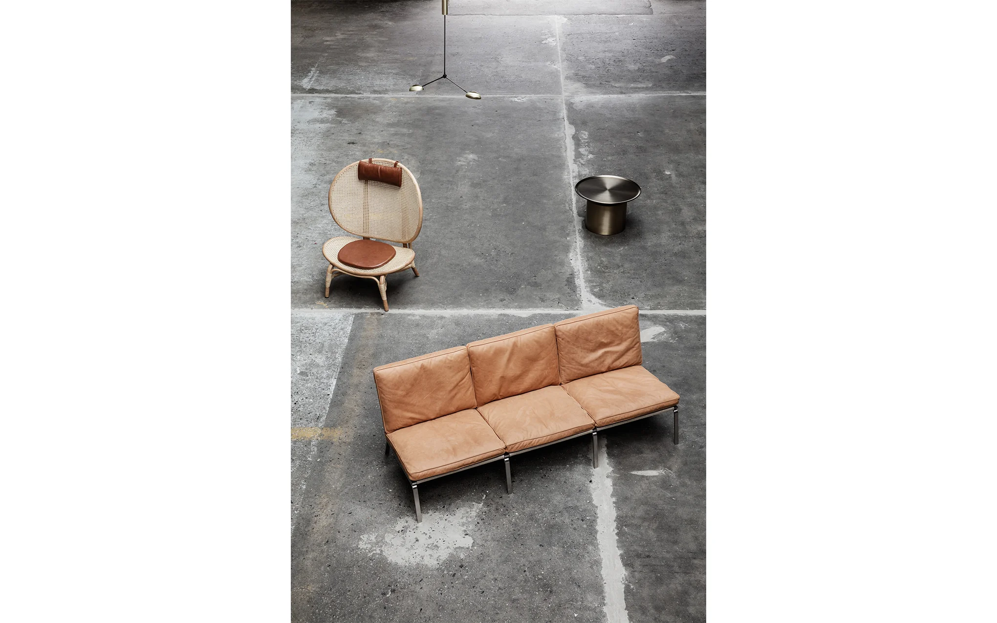 Man three seater - Image 8