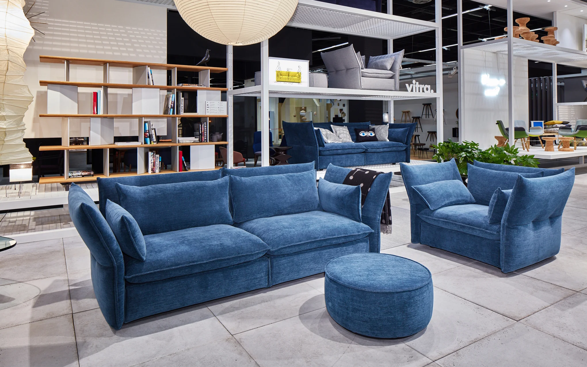 Mariposa 2 seat sofa - Image 9