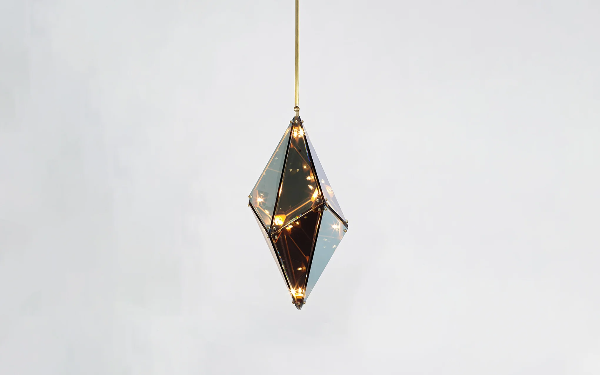 Maxhedron 24 vertical pendant