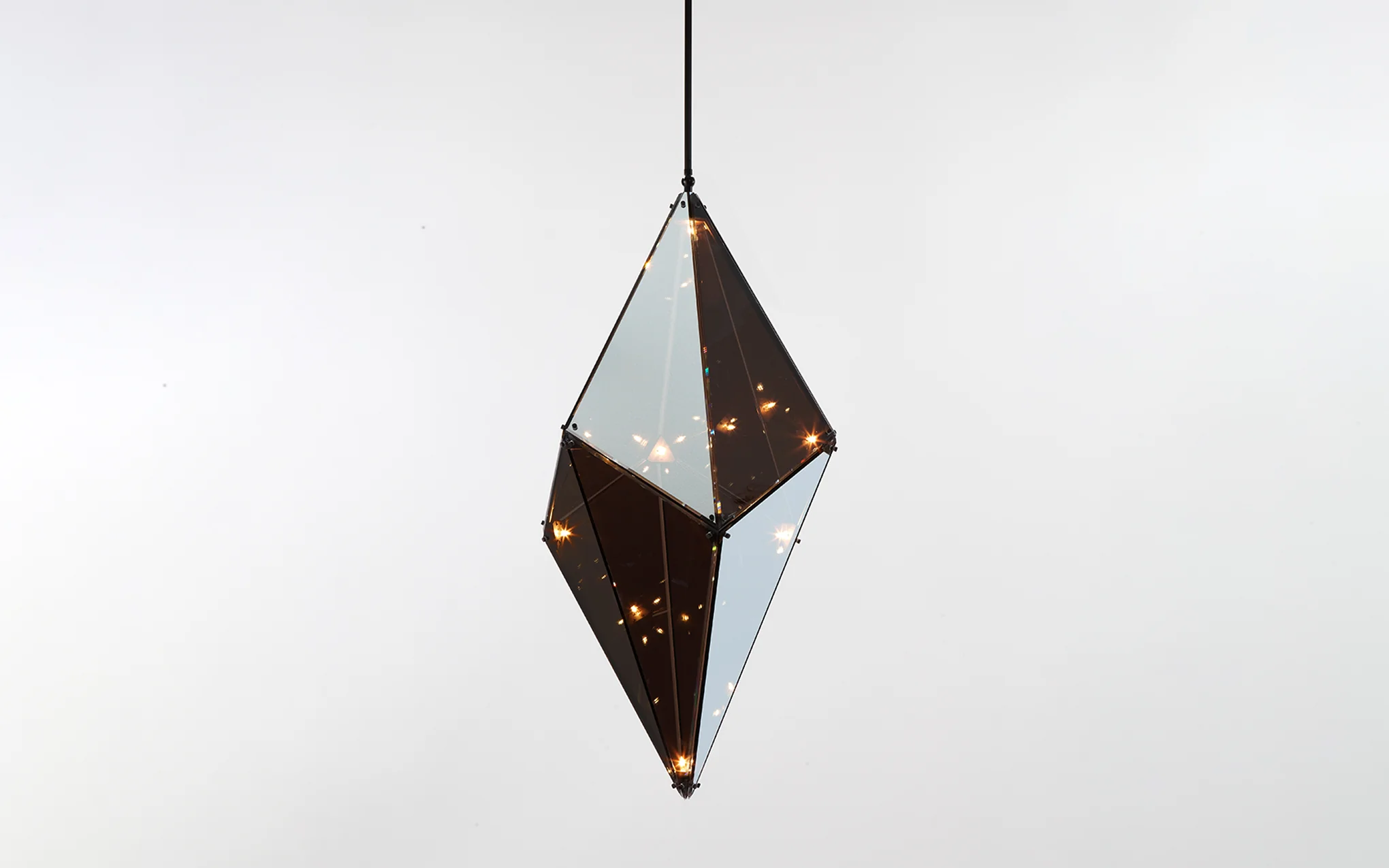 Maxhedron 42 vertical pendant