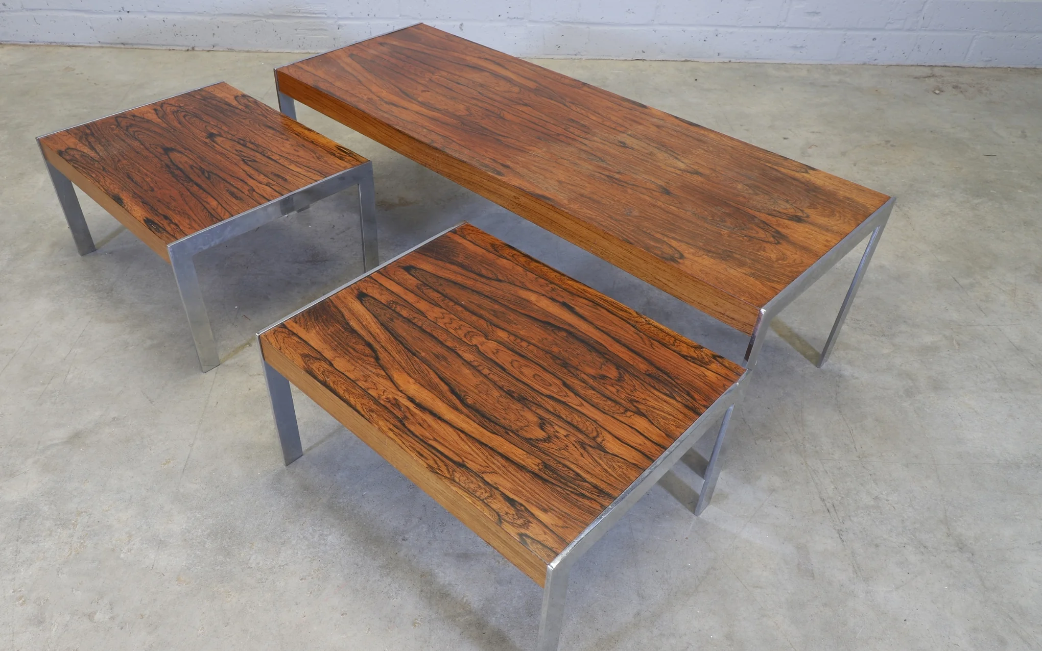 Merrow Associates rosewood & chrome nesting tables - set of 3 - Image 5