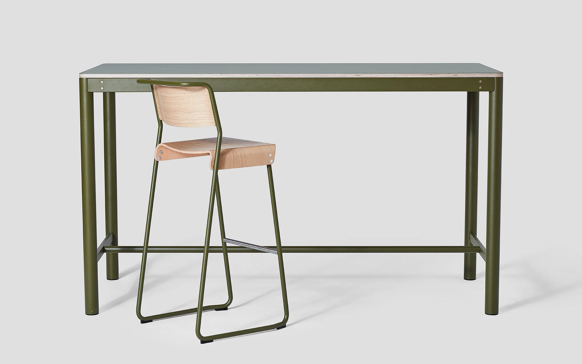 Metal Dowel high table - Image 2