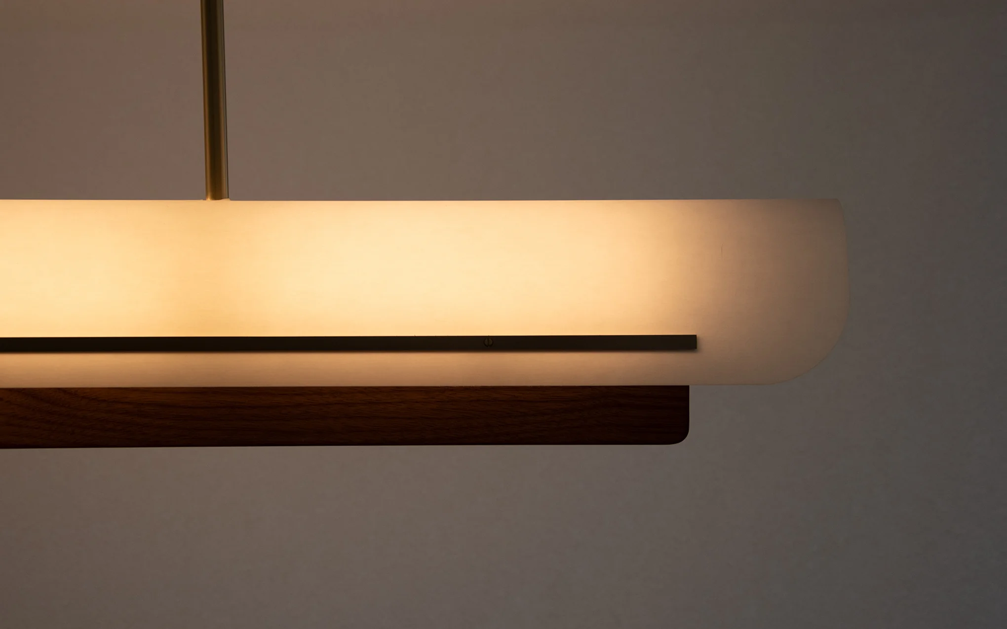 Modernist linear suspension light - Image 2