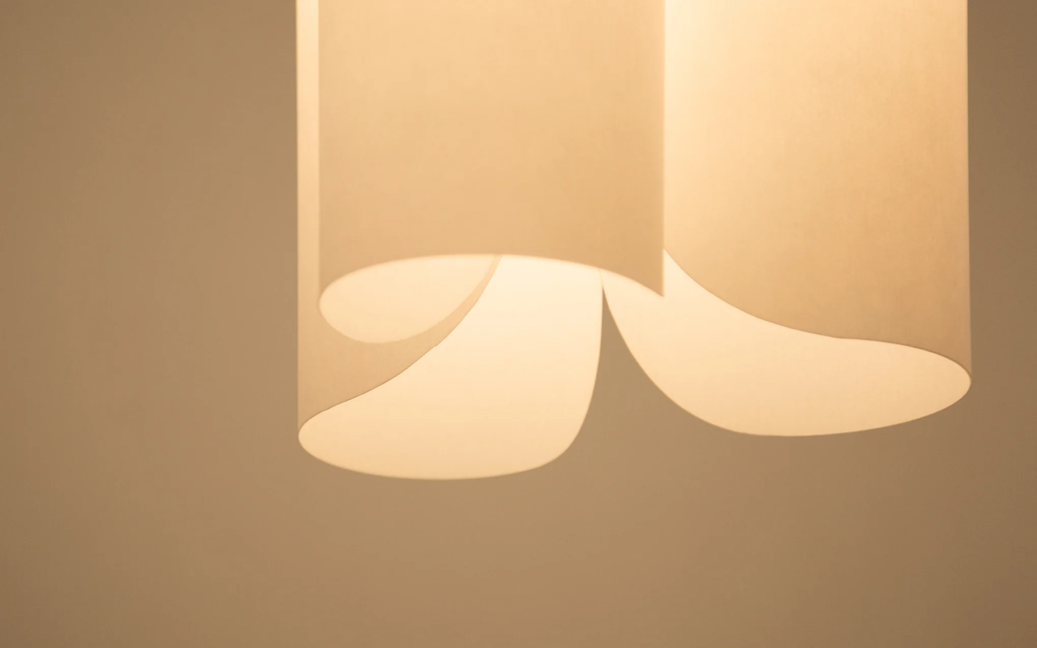 Modernist 3 shade pendant - Image 3