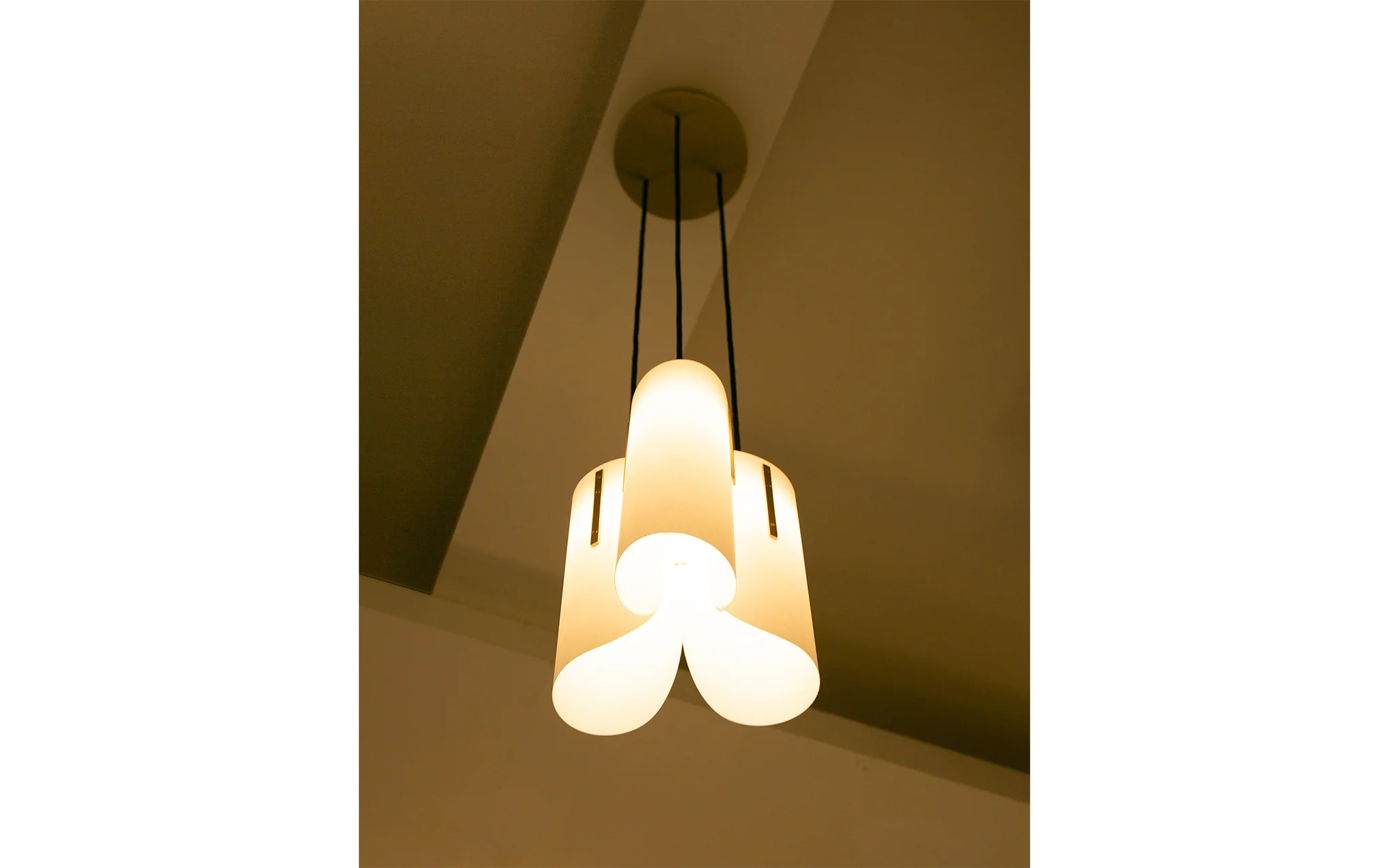 Modernist 3 shade pendant - Image 9