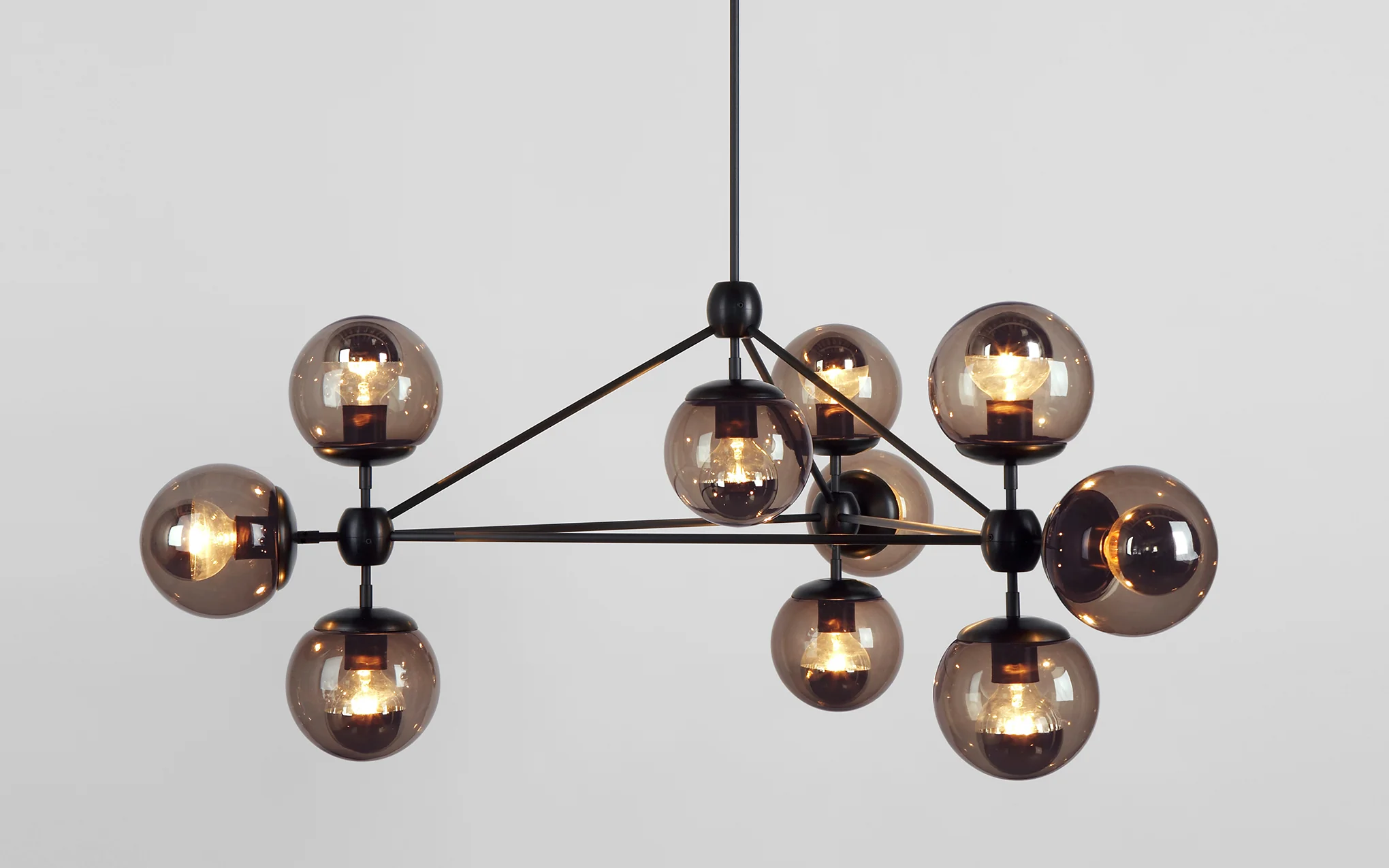 Modo chandelier - 3 sided, 10 globes