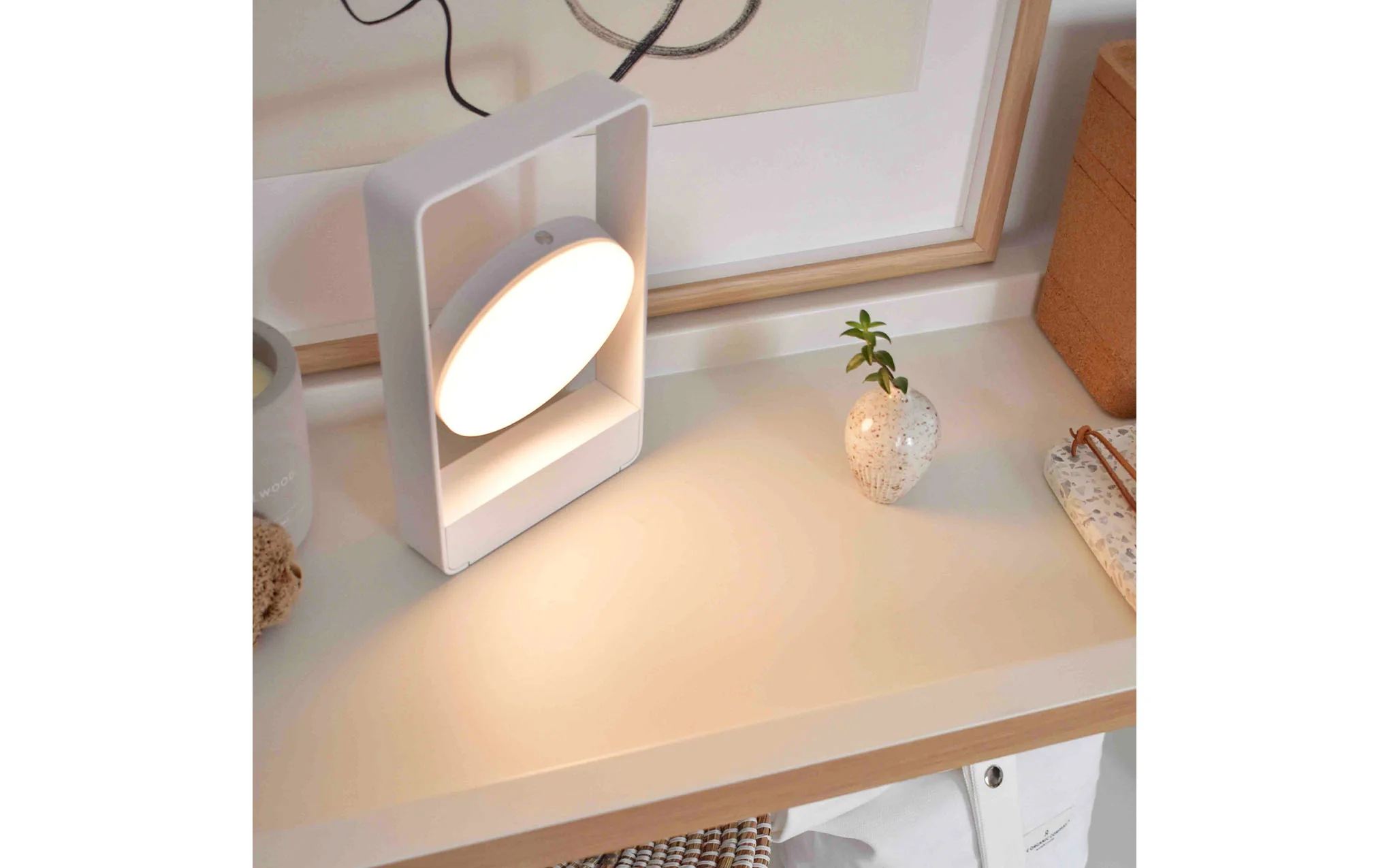 Mouro portable table light - Image 12