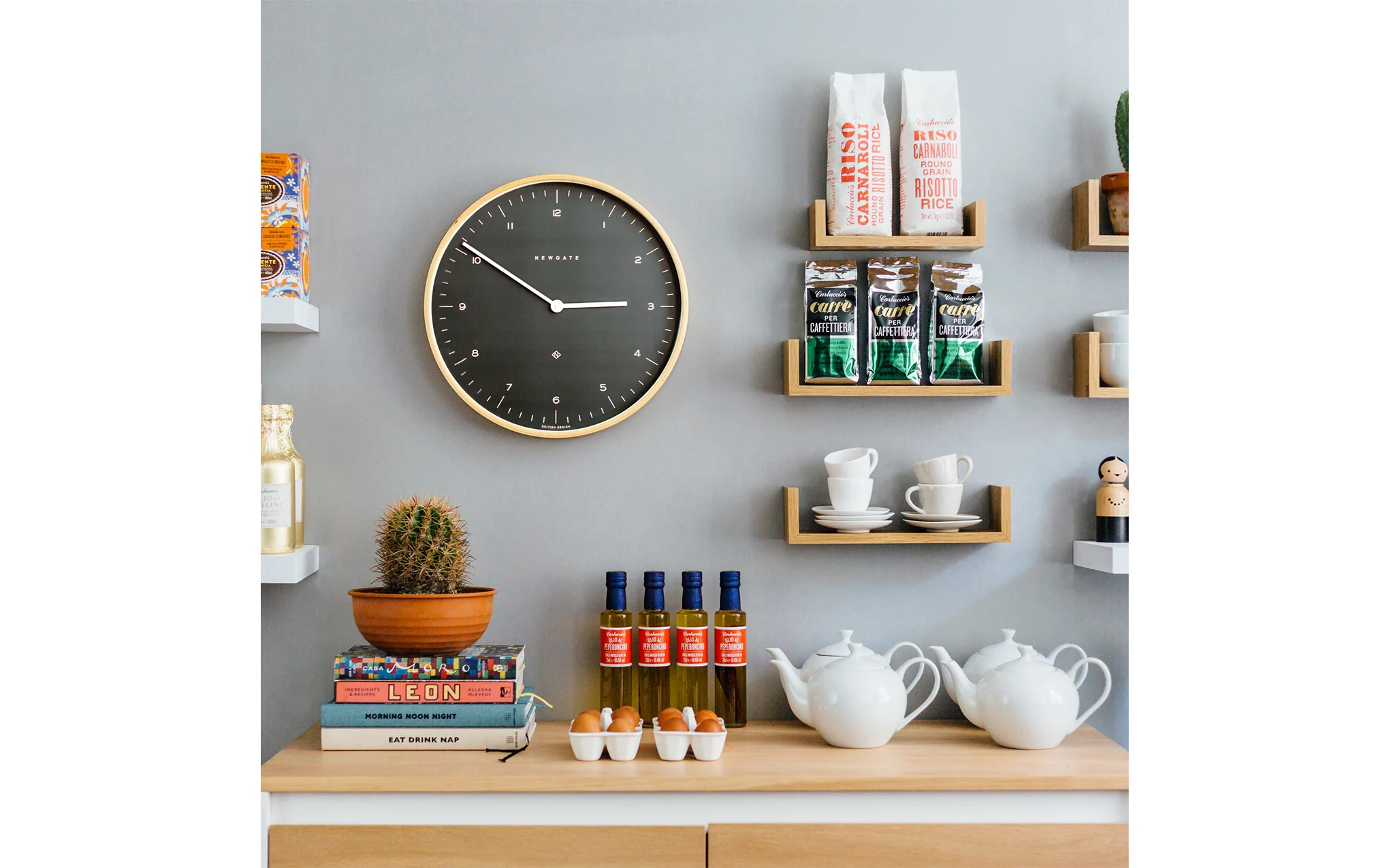 Mr Clarke wall clock - Image 3
