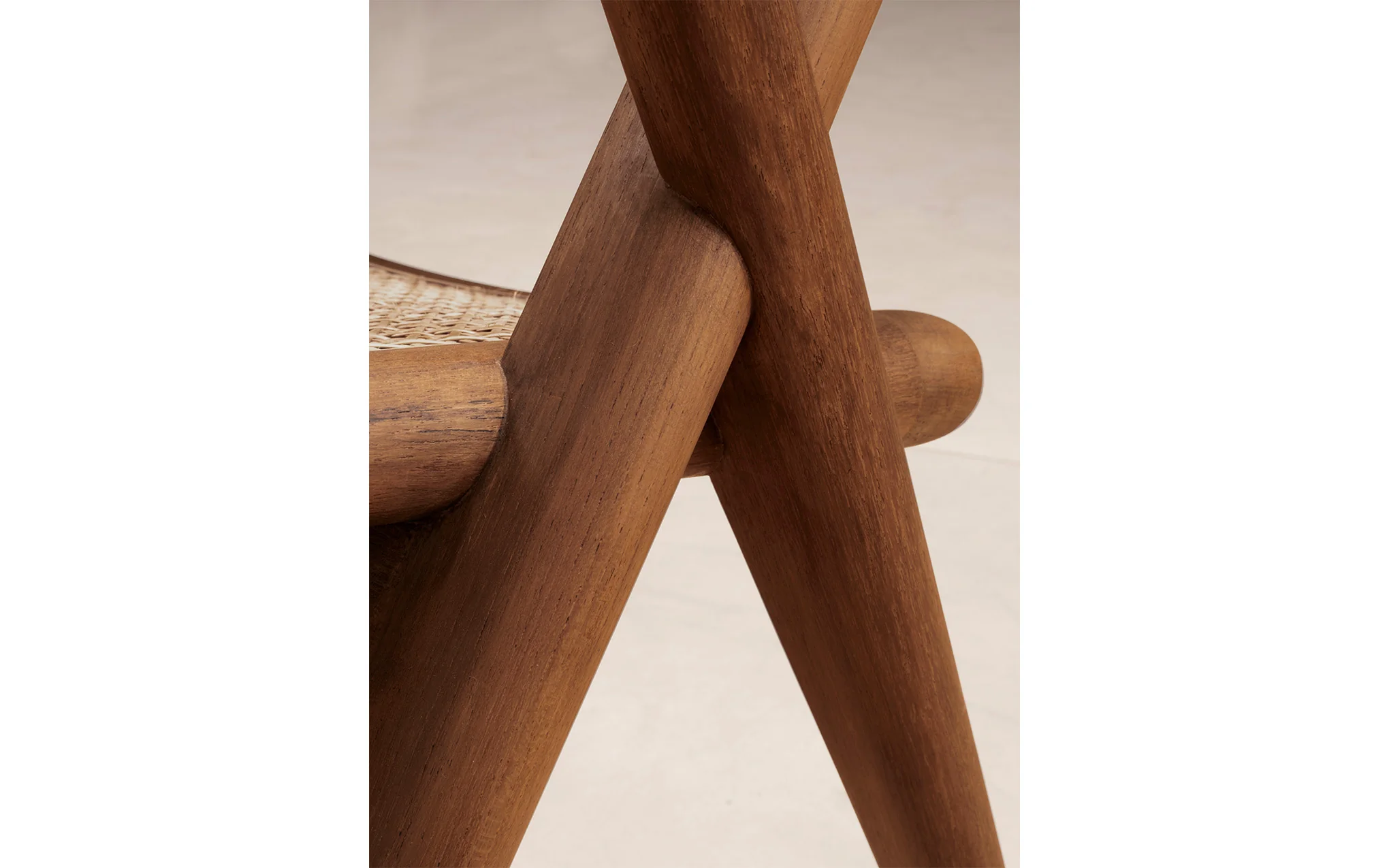 Muṅgāru Easy armchair - Image 4