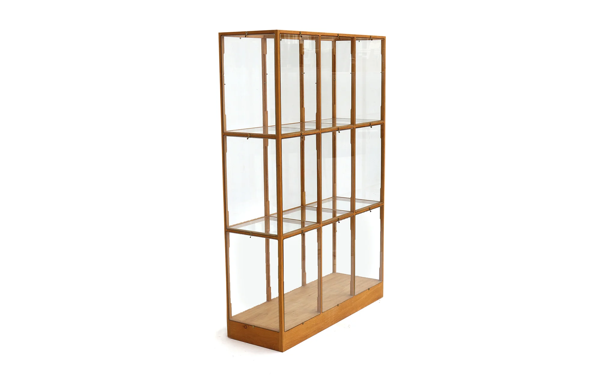 Oak display cabinet - Image 5