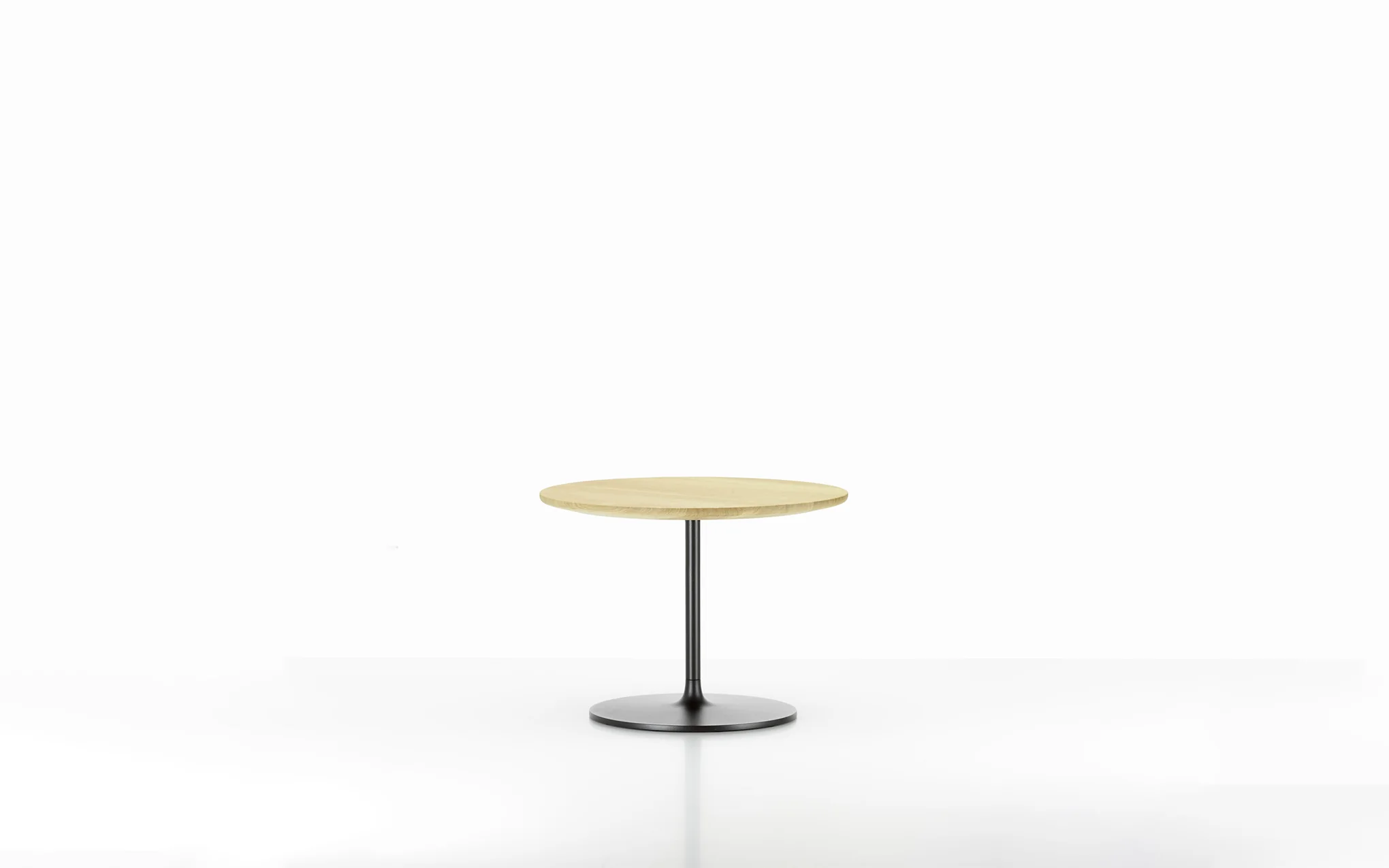 Occasional Low table - Image 4