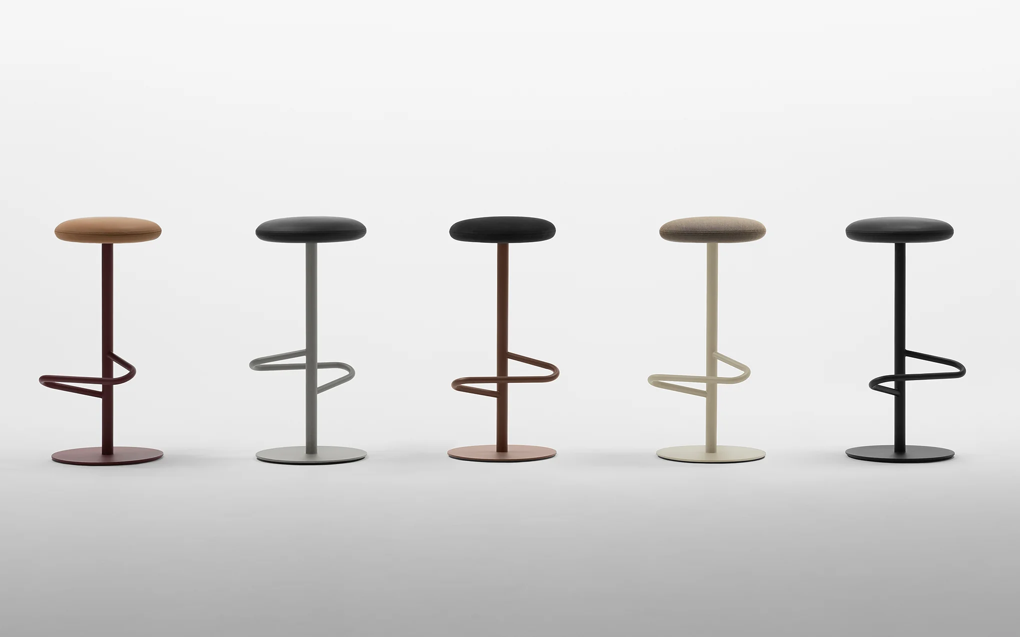 Odette stool - Image 4